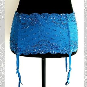 NWT VINTAGE VICTORIA’S SECRET BEADED GARTER BELT | SIZE LARGE